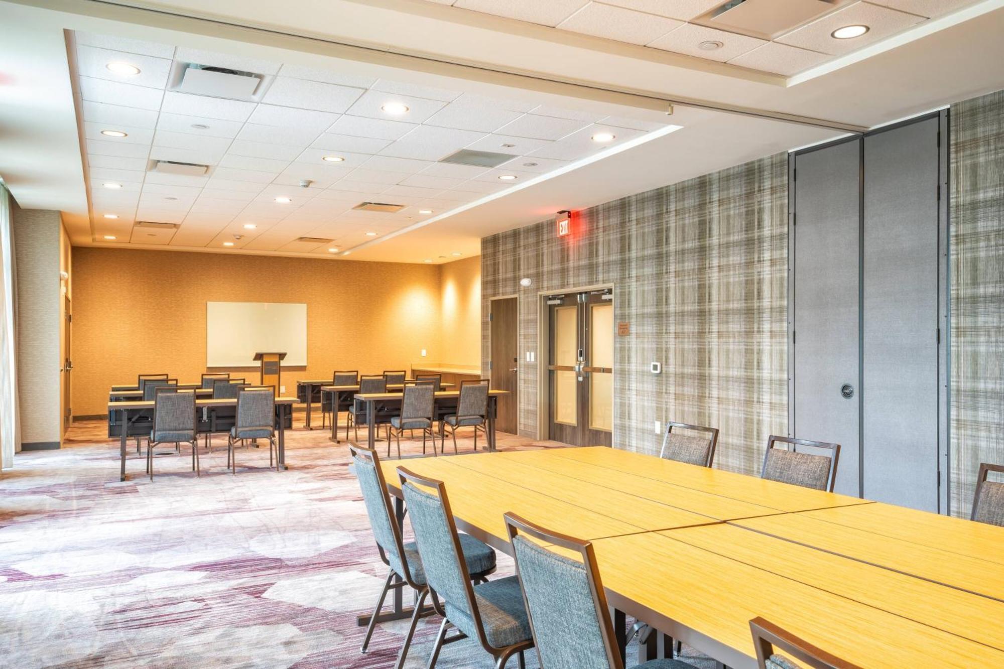 Hotel Courtyard By Marriott Charleston-North Charleston Extérieur photo